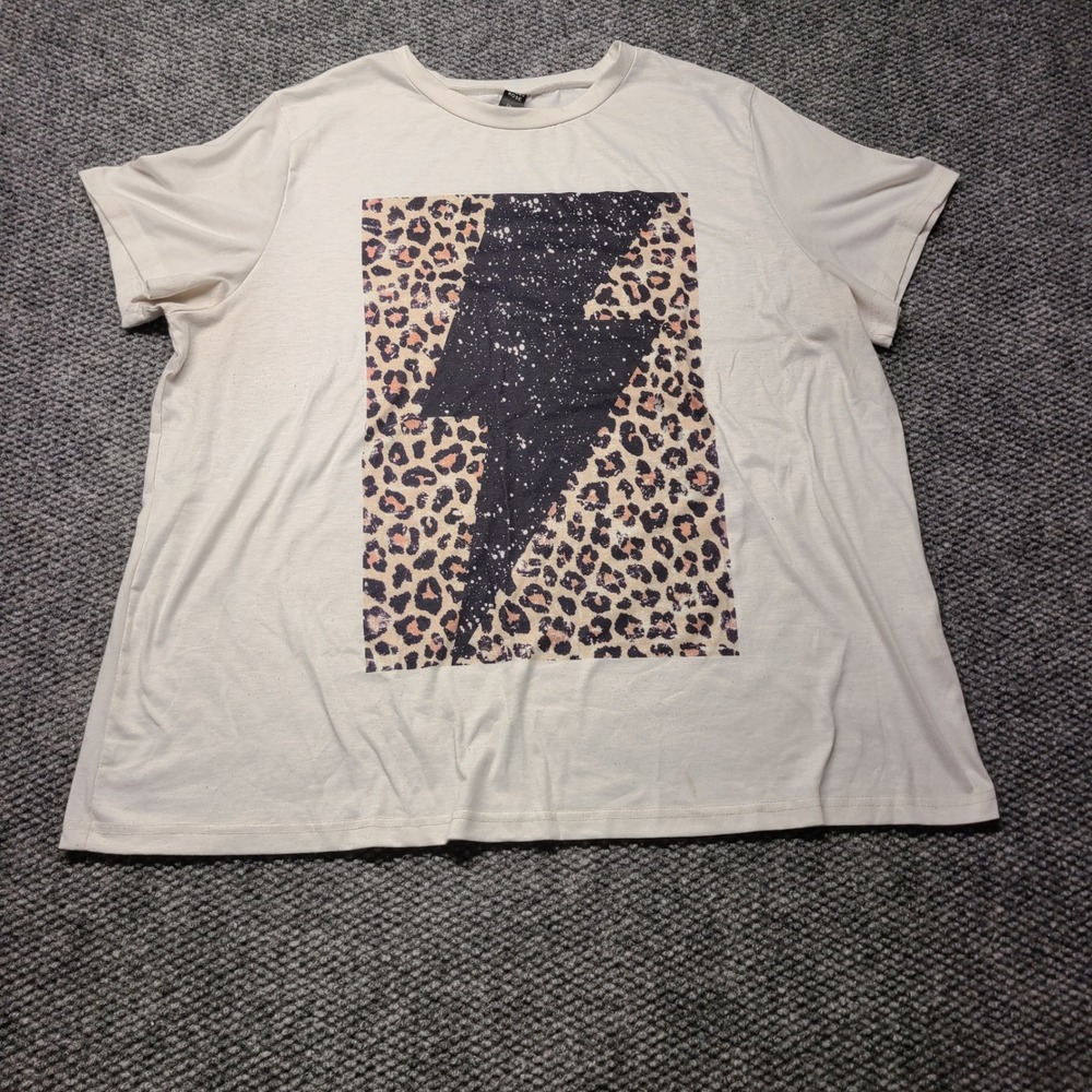 Emery Rose Womens 2XL Cream Leopard Lightning Bolt Graphic T-Shirt Short Sleeve